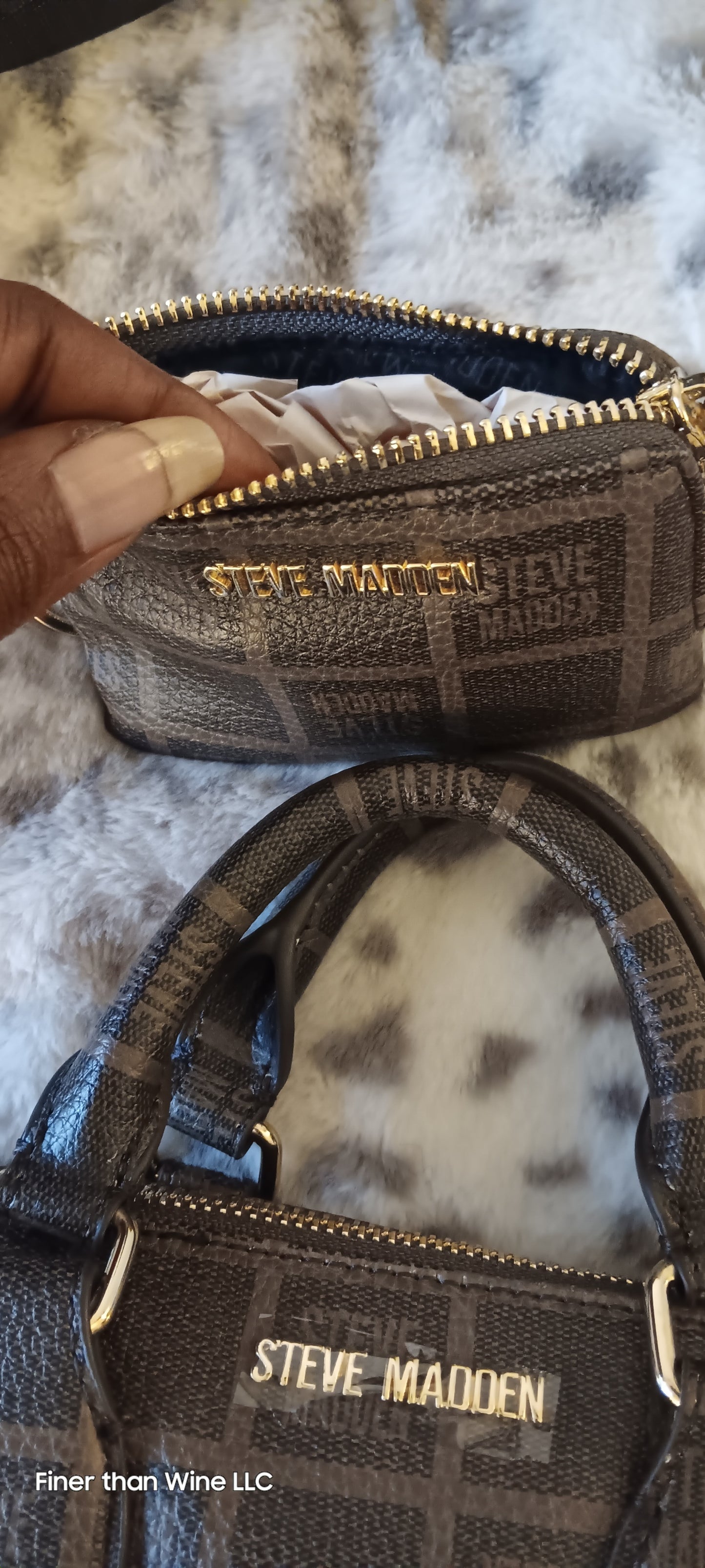 Steve Madden BCasey brown Crossbody Bag with matching coin purse