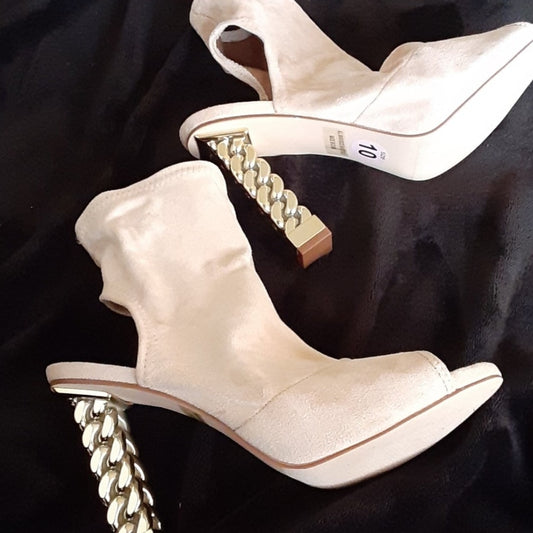 Bootiful and Heeled